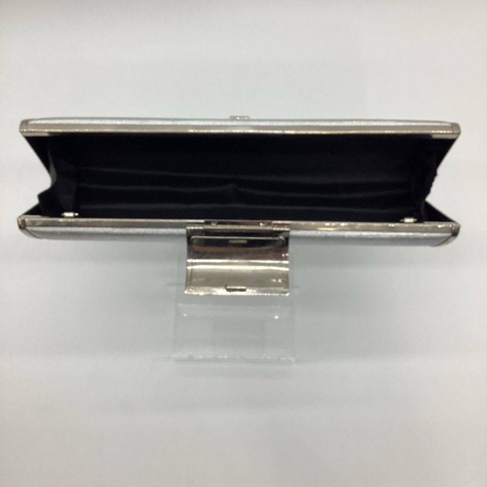 2148. Elegant Silver & Diamond Cylinder Clutch NWOT - Picture 3 of 5